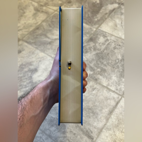 Thomas The Tank Engine & Friends Limited Edition Best Friends Coin Bank - Picture 5 of 6